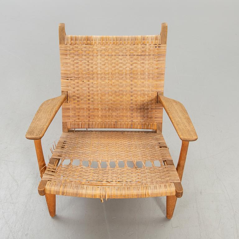 Hans J Wegner,  fåtölj, "CH-27", Carl Hansen & Son, Danmark, 1900-talets andra hälft.