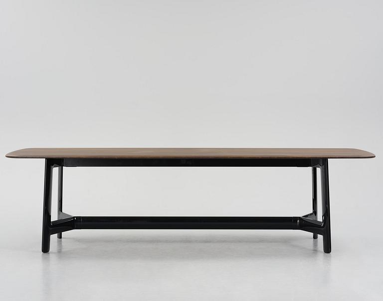 Antonio Citterio, an "Alex" dining table, B&B Italia, Italy, post 2017.
