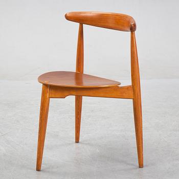 Hans J Wegner, a 'Hjertestolen' chair from Fritz Hansen, Denmark.