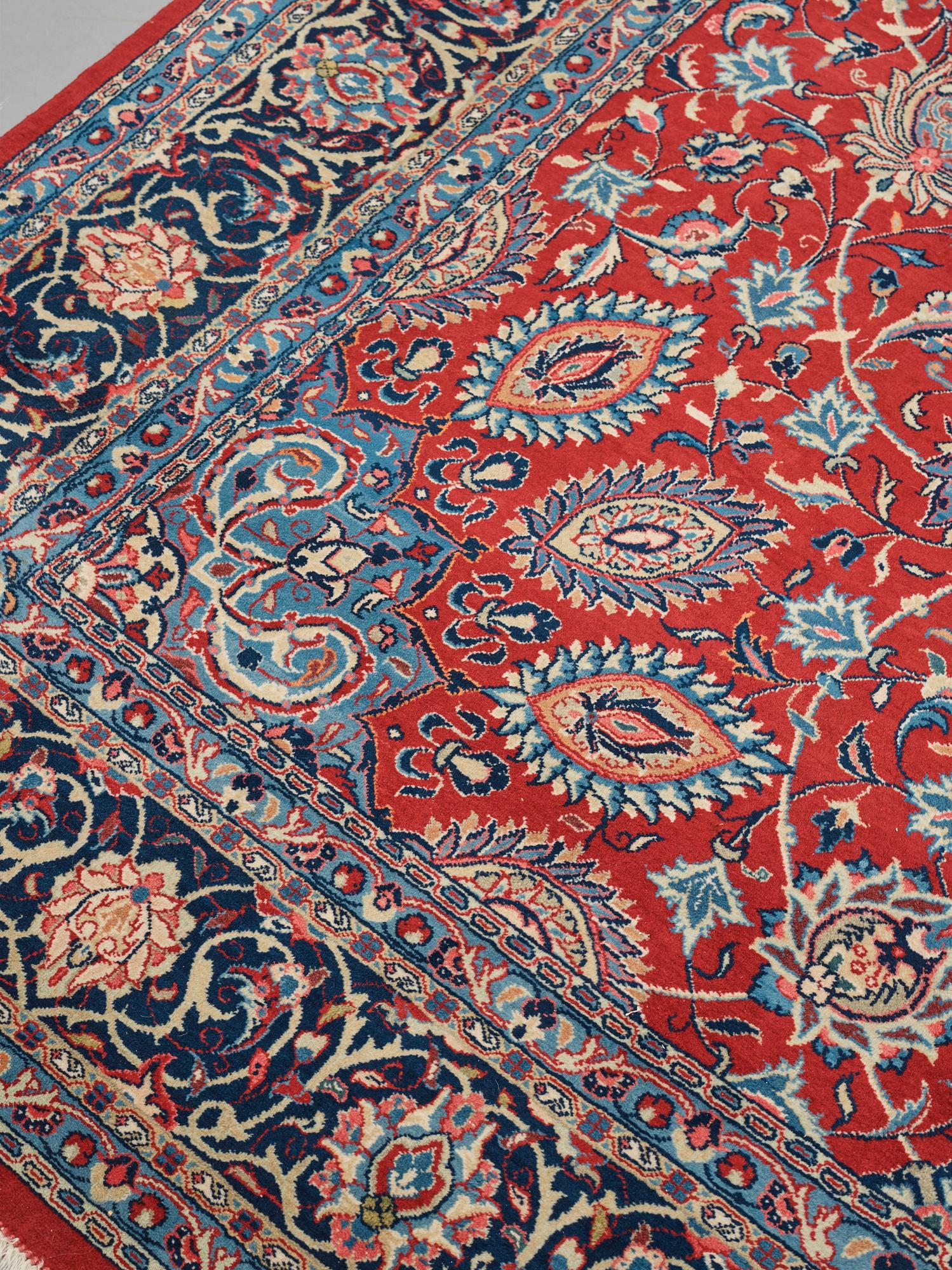 A carpet, a semi-antique/an old Persian, probably a Qazvin, ca 345-349 x 251,5-253 cm.