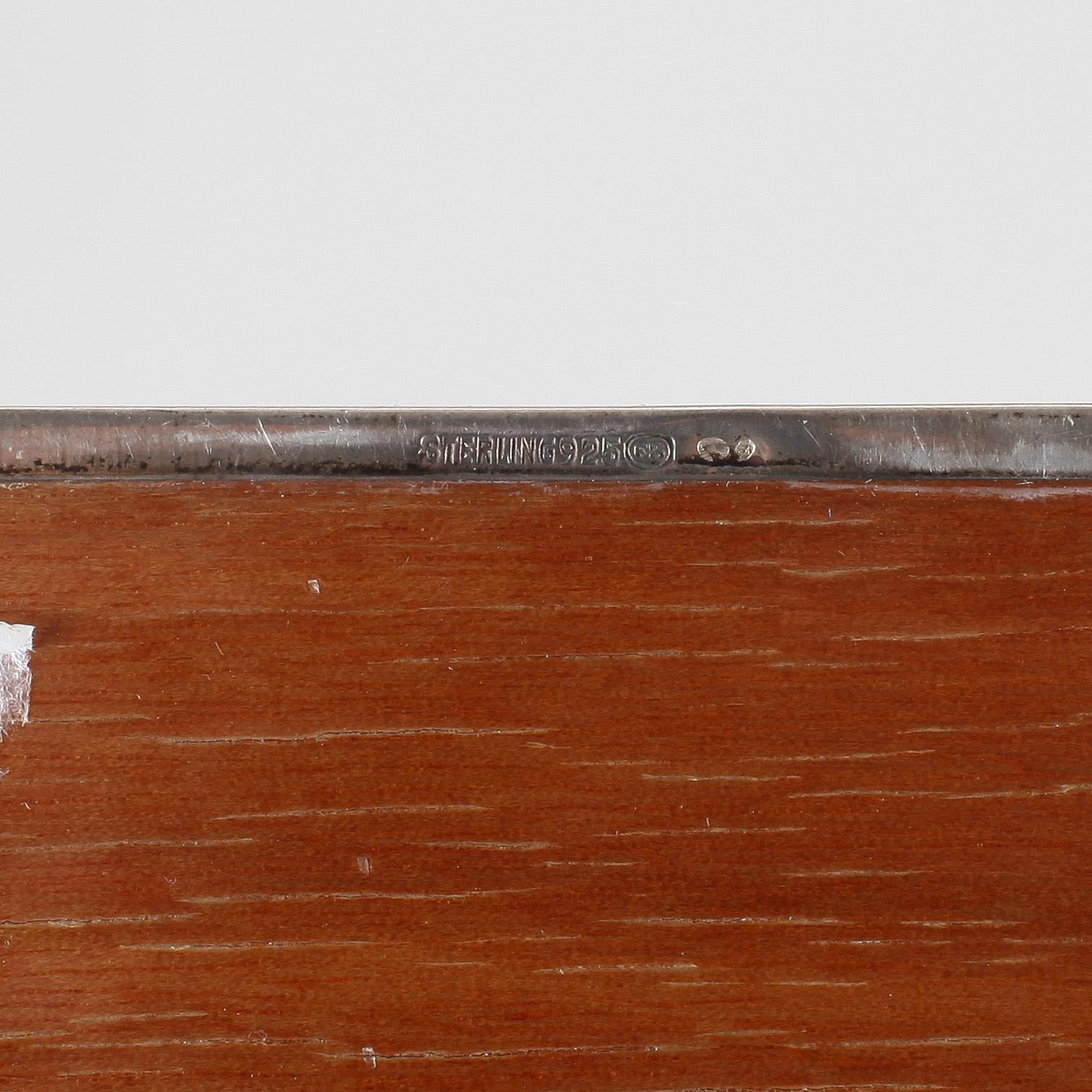CIGARETTSKRIN, 2 stycken, silver, 1900-talets mitt. Svenska importstämplar.