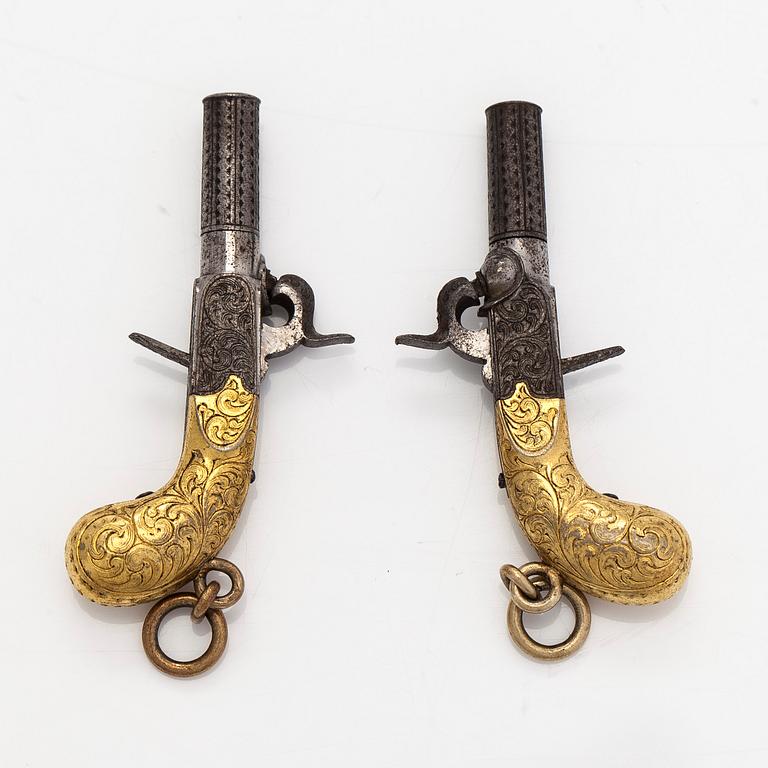 Miniatyrpistoler, med tillbehör, metall, 1800-talets mitt.