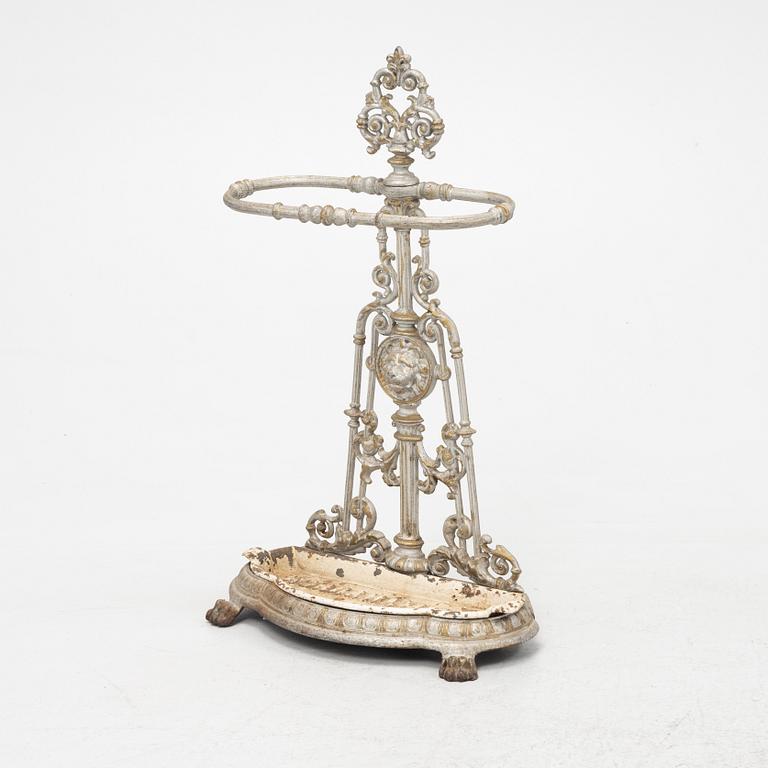 A cast iron umbrella stand, around 1900.