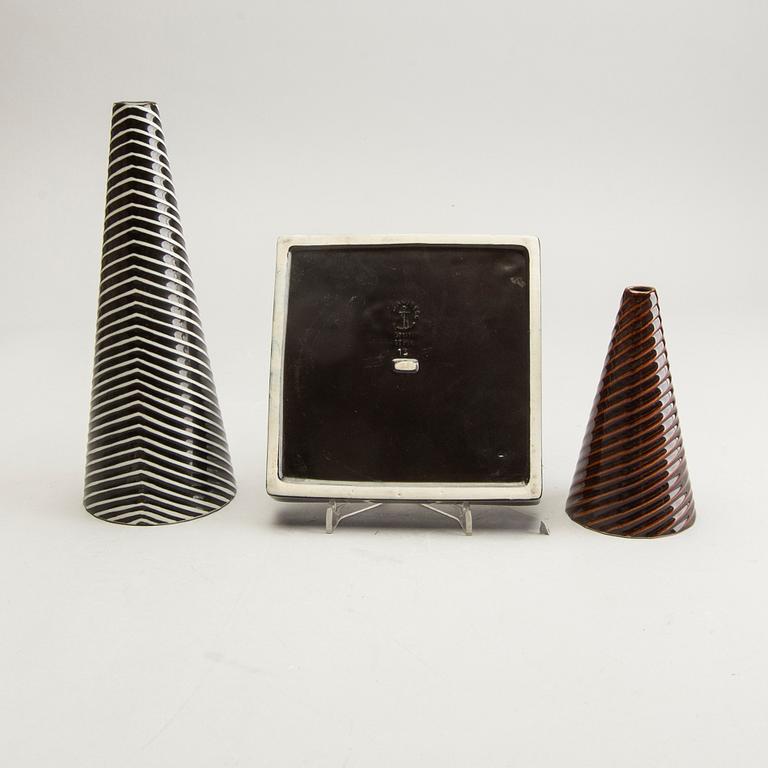 Stig Lindberg, a set of three Domino pcs Gustavsberg.