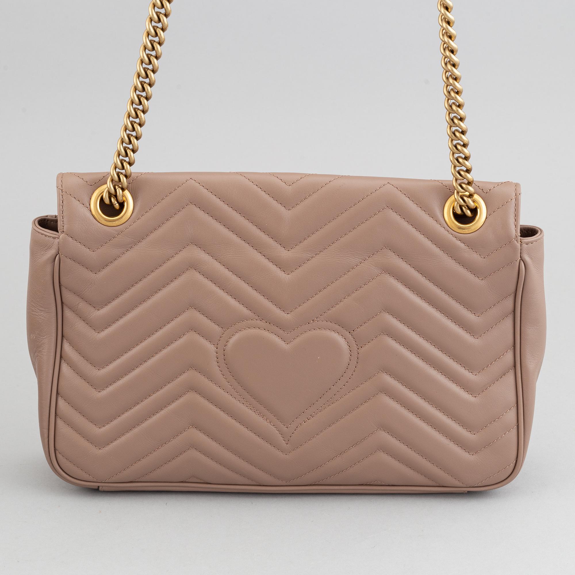 Gucci, a matelassé leather 'Marmont Medium' sholder bag.