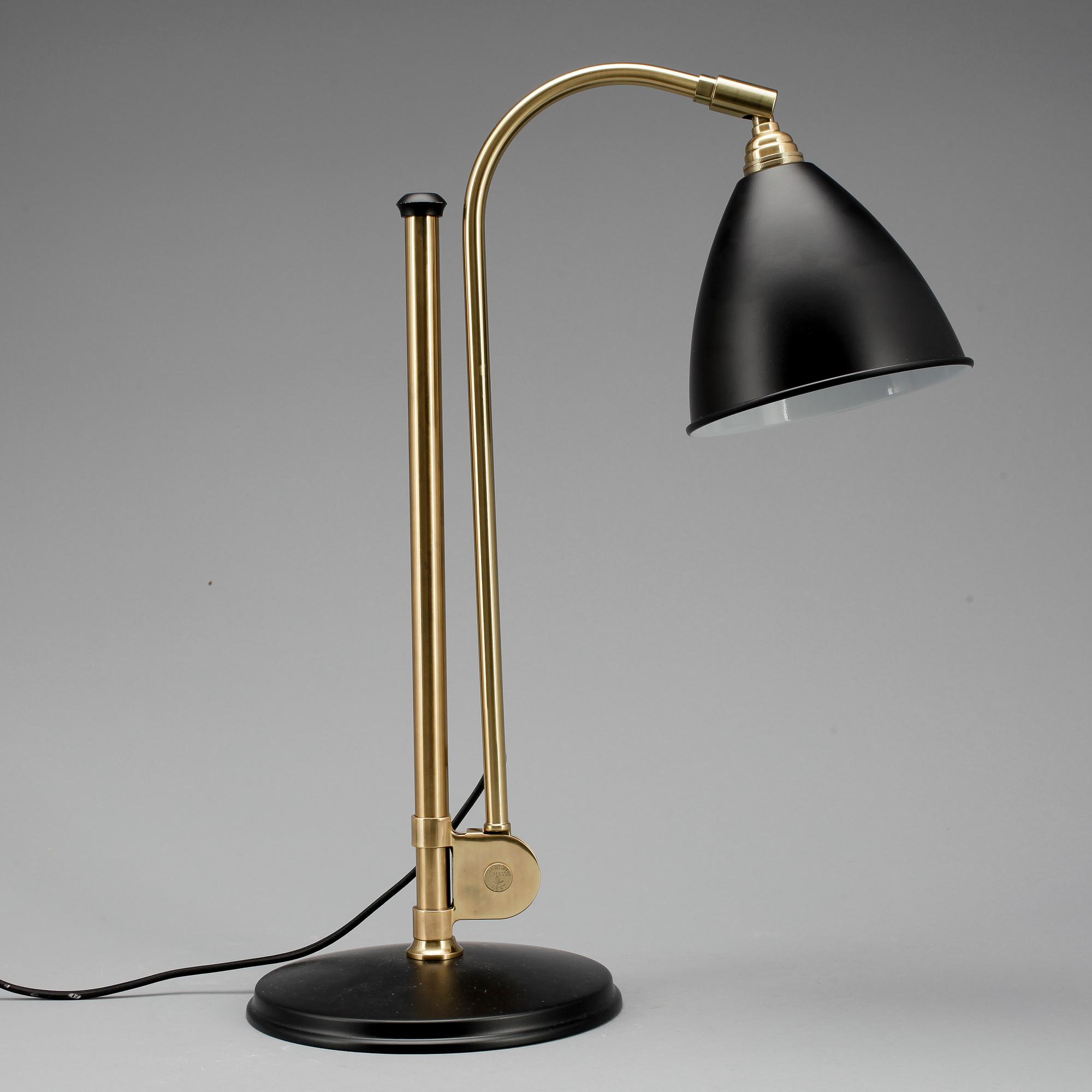 BORDSLAMPA, plåt/mässing, "Bestlite" LB 1, England, 2000-tal.