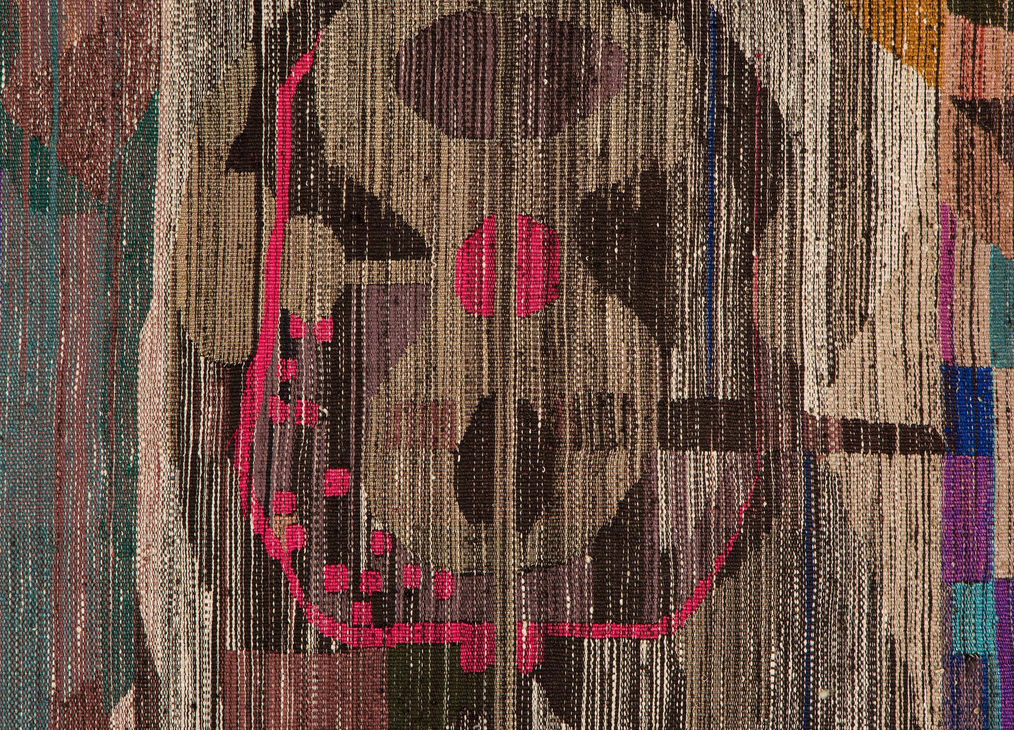 Oili Mäki, a tapestry, signed Oili Mäki.