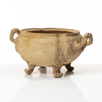 Terrin, oglaserat lergods, rokoko, 1700-tal.