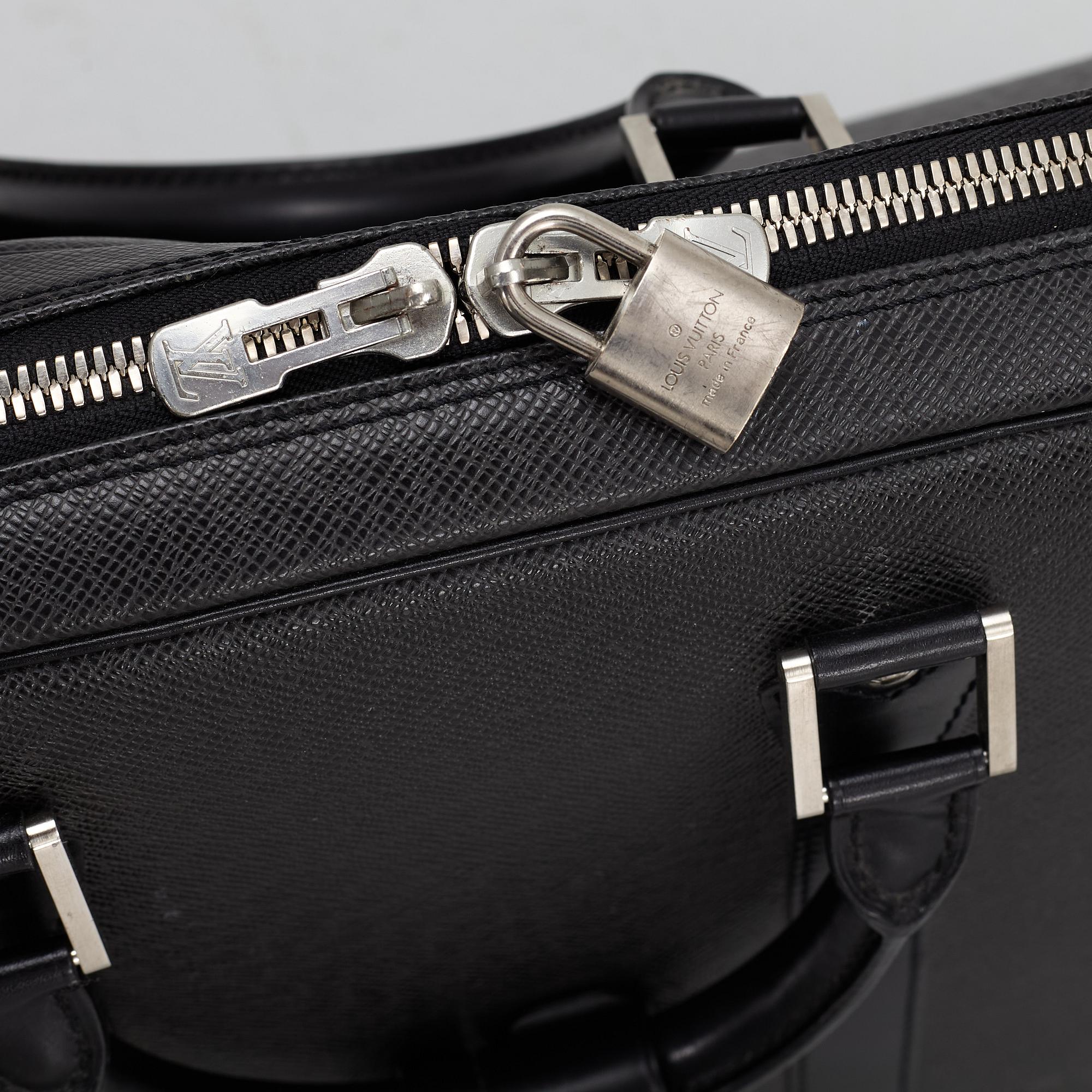 Louis Vuitton, weekendväska, "Helanga", 2001.