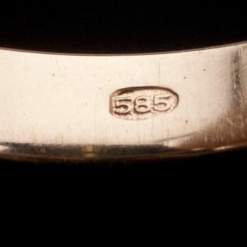 RING, guld 14K med diamanter tot. 0,90 ct, J/VS2. Vikt 5,2 g.