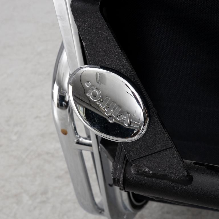 Charles & Ray Eames, a model EA 117 swivel office chair, VItra.