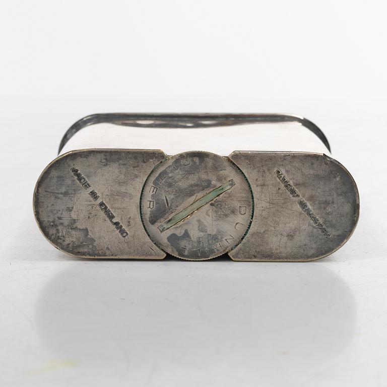 Dunhill, lighter.