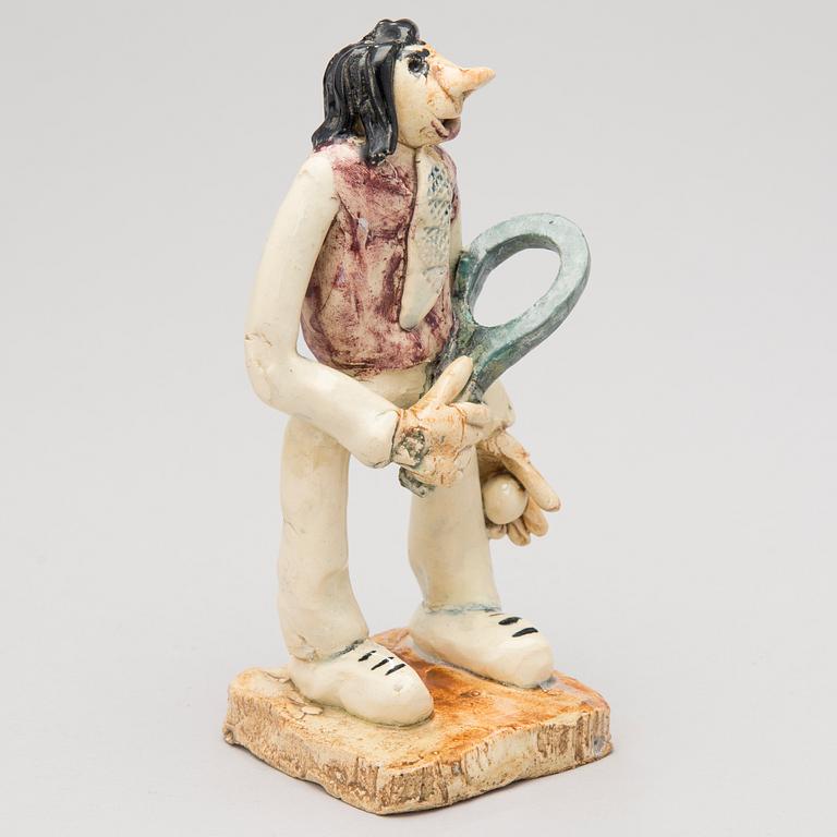 A 1930s ceramic sculpture signed Aja Arabia, Made in Finland.