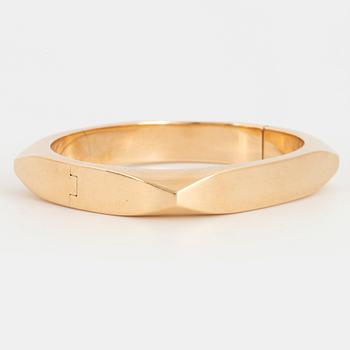 14K gold bangle.