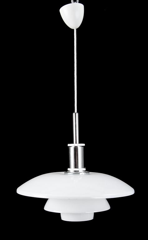 TAKLAMPA, "4 1/2-4" Poul Henningsen, Louis Paulsen, Danmark. 2000-tal.