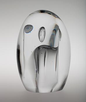 Timo Sarpaneva, A GLASS SCULPTURE.