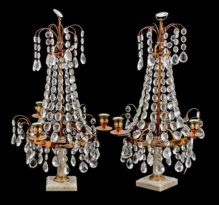 LYSTRAR, ett par, gustaviansk stil, 1900-talets första hälft.