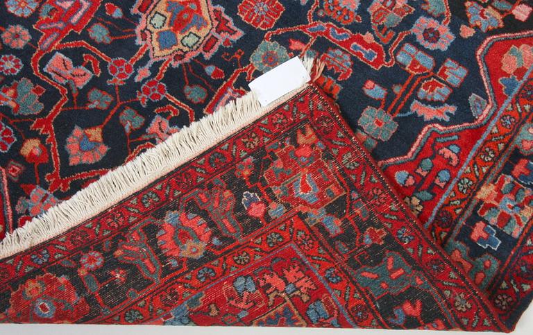 MATTA, orientalisk. 203 x 130.