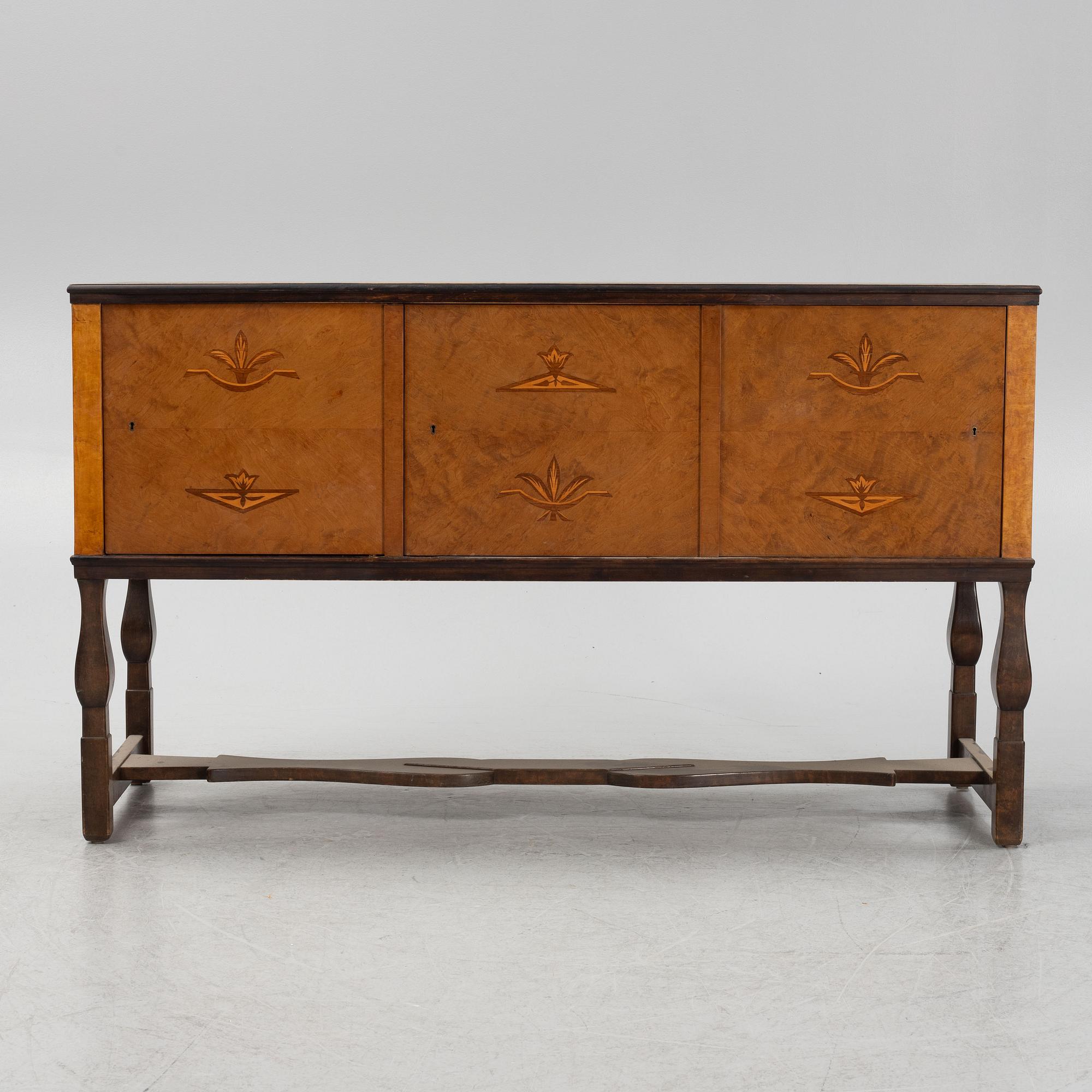 Carl Malmsten, sideboard, "Haga", Nordiska Kompaniet, 1920-tal.