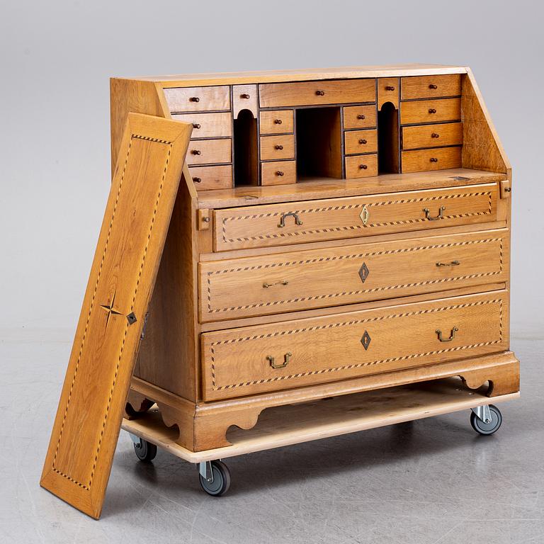 A 18th/19th century secretaire/ writing bureau.