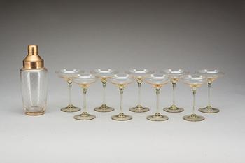 SHAKER samt CHAMPAGNEGLAS, 10 delar, 1900-talets mitt.