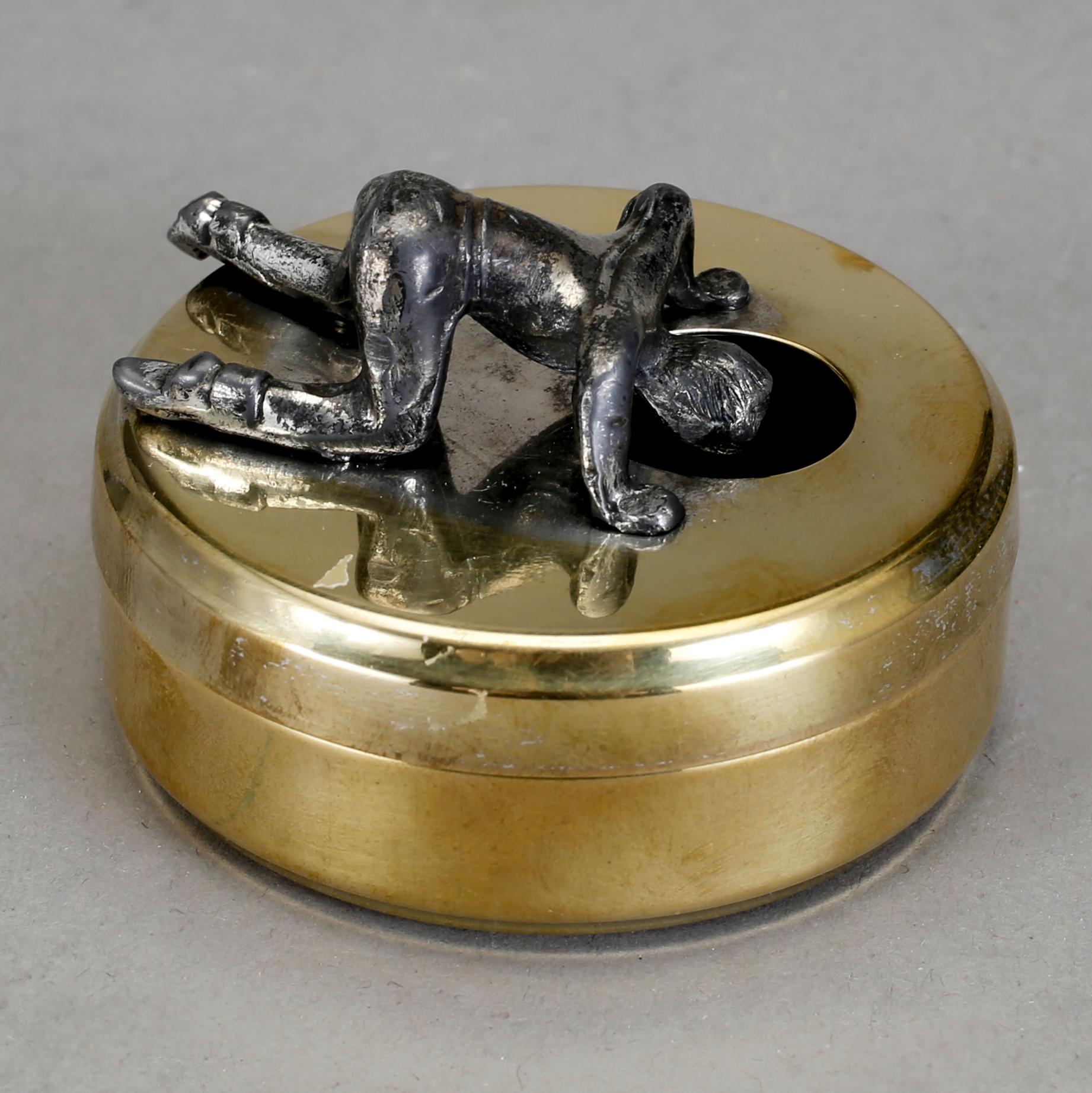 MANSCHETTKNAPPSASK, "Originell", Widerholm och Dahlberg, Eskilstuna, 1920-/30-tal.