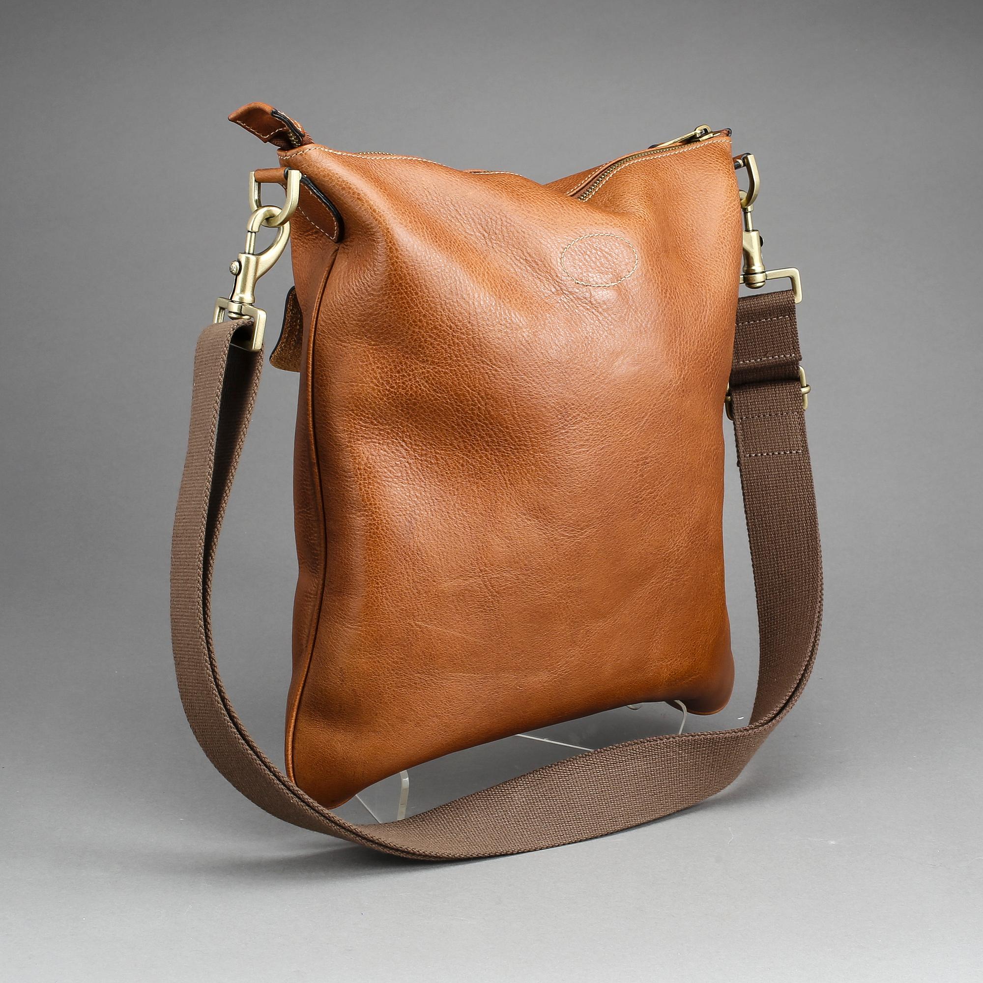 AXELREMSVÄSKA, "Seth messenger bag", Mulberry.
