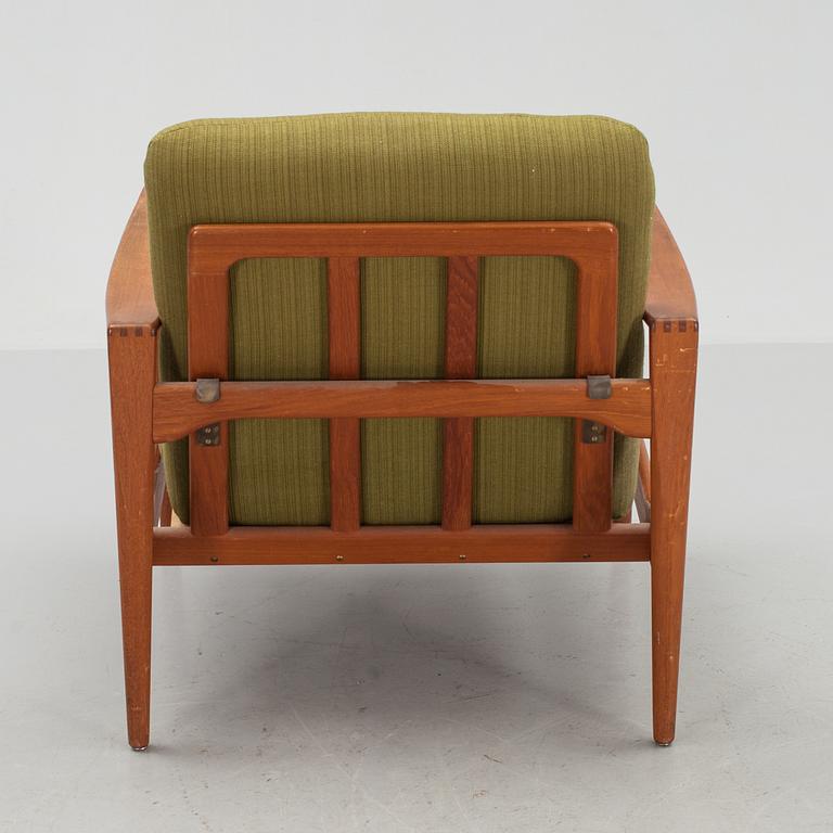 FÅTÖLJ, Brickmärkt Danish furniture control, Danmark. 1950/60-tal. Säljes till förmån för "Läkare utan gränser".