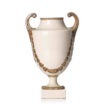 398. A Swedish creamware jar, Marieberg, period of Steen (1769-1788).