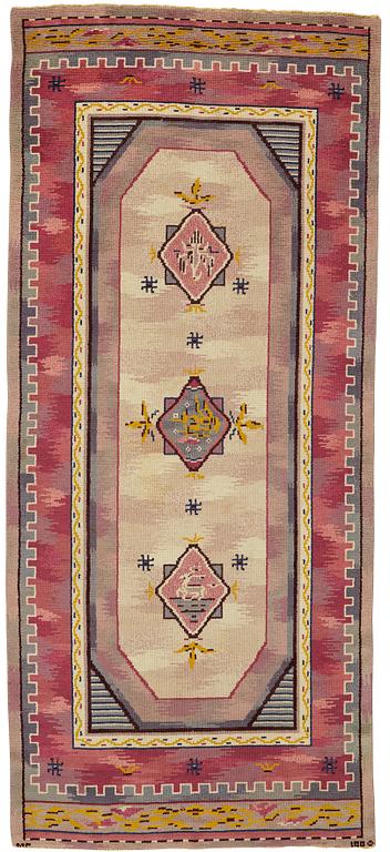 Märta Gahn, Matto, A runner, knotted pile, ca 326,5-329 x 145 cm, signerad MG 1928, Swedish Grace.