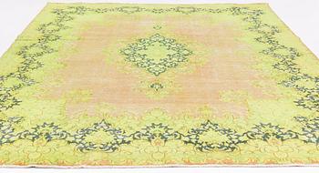 Matta, Kirman "Vintage" design, ca 392 x 295 cm.