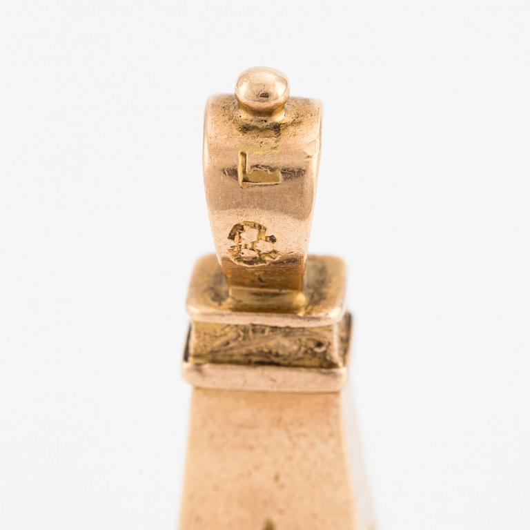 Sigill, för grevliga ätten Löwen, 18k guld och karneol, omkring år 1800.