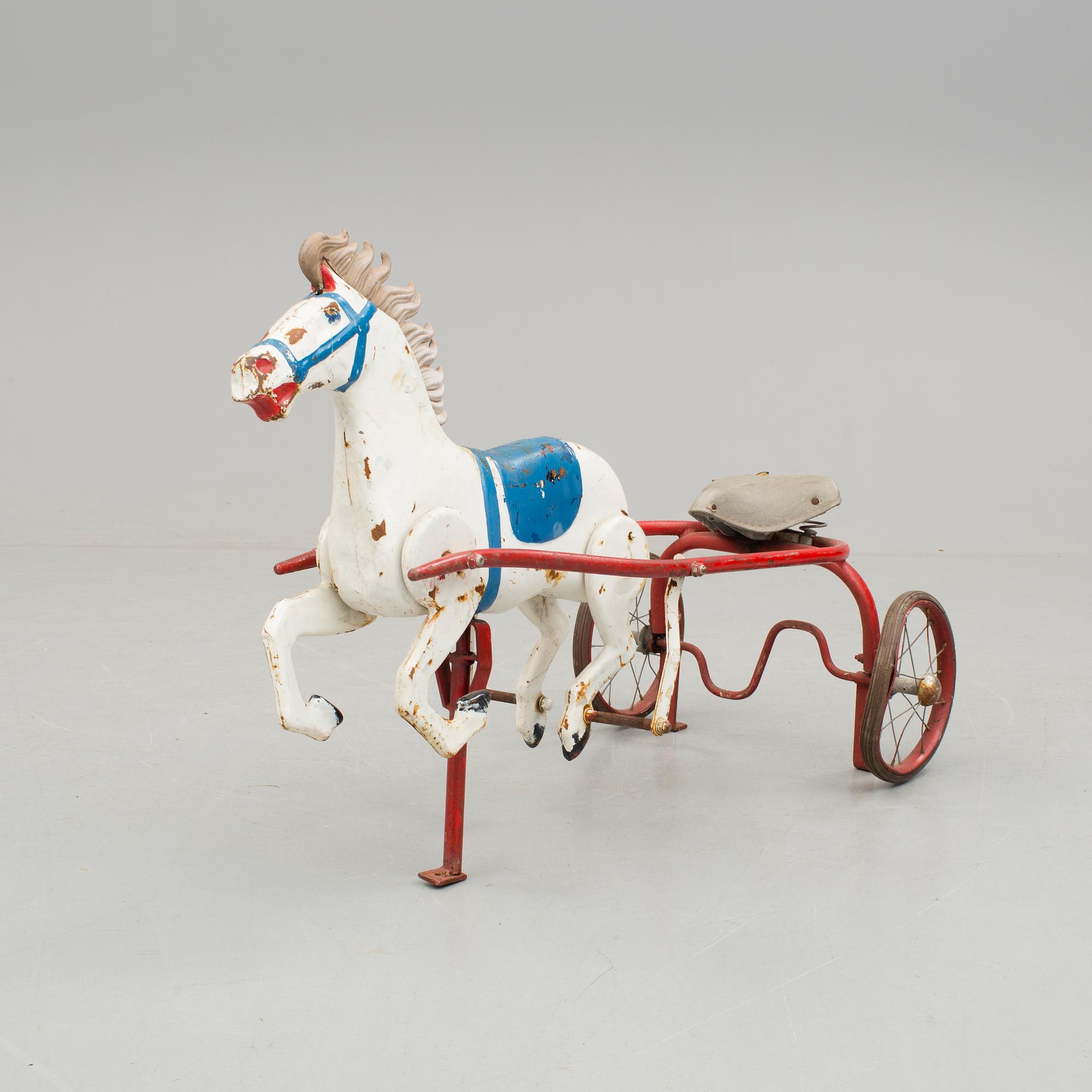 TRAMPHÄST, 1900-talets mitt.