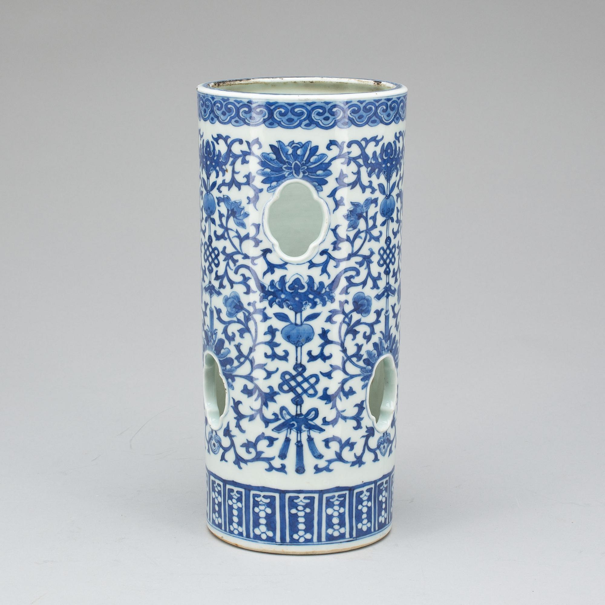 PERUKVAS, porslin, Kina, 1900-tal.