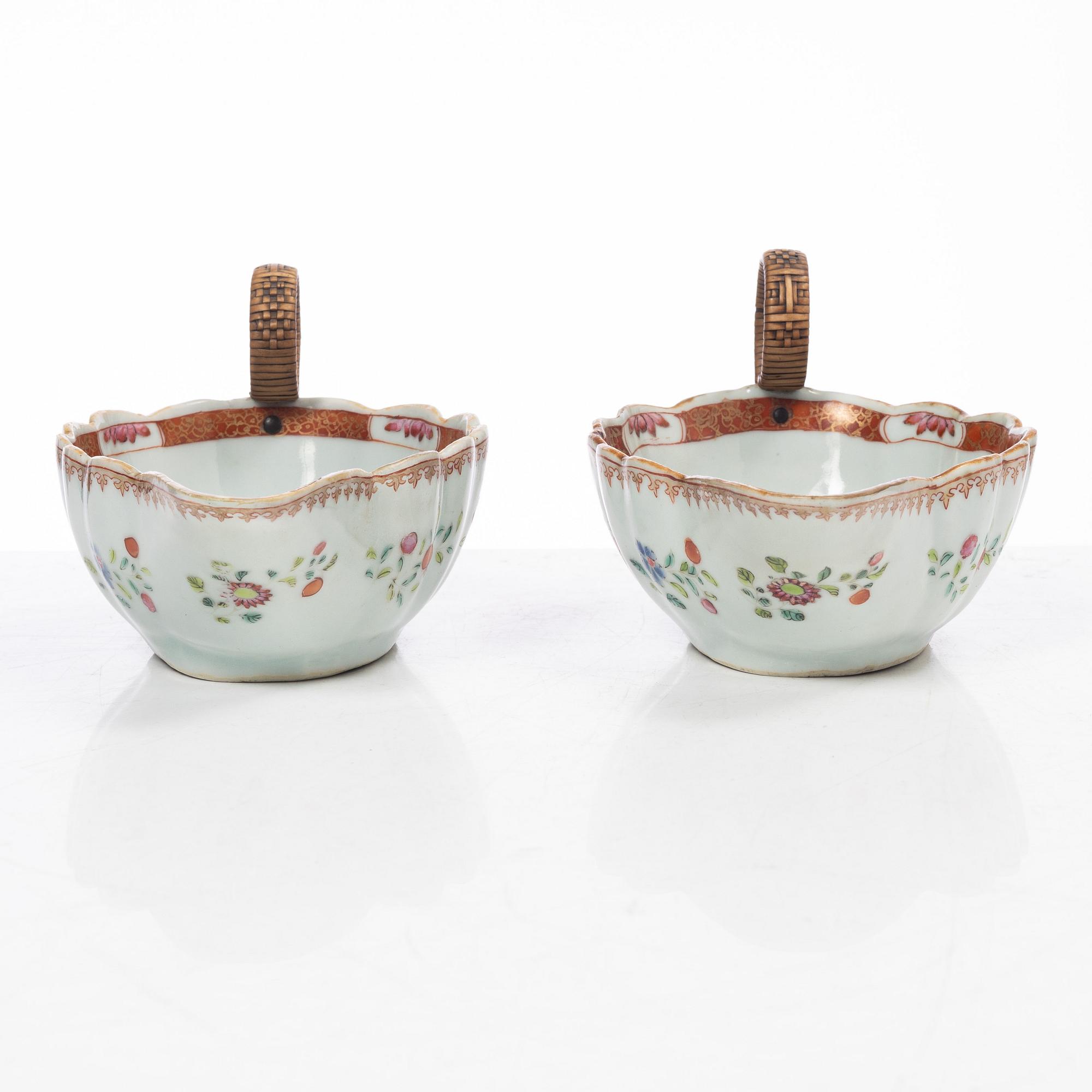 A pair of porcelain sauce bowls, China, Qianlong (1736-95).