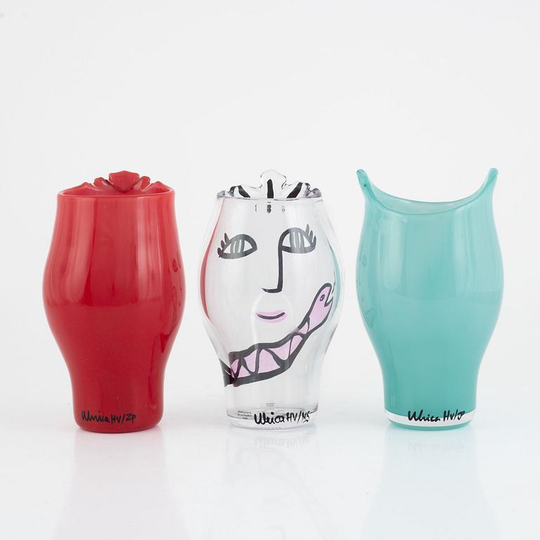 Ulrica Hydman-Vallien, vases, 3 pcs, from the "Open Minds" series, Kosta Boda, signed.
