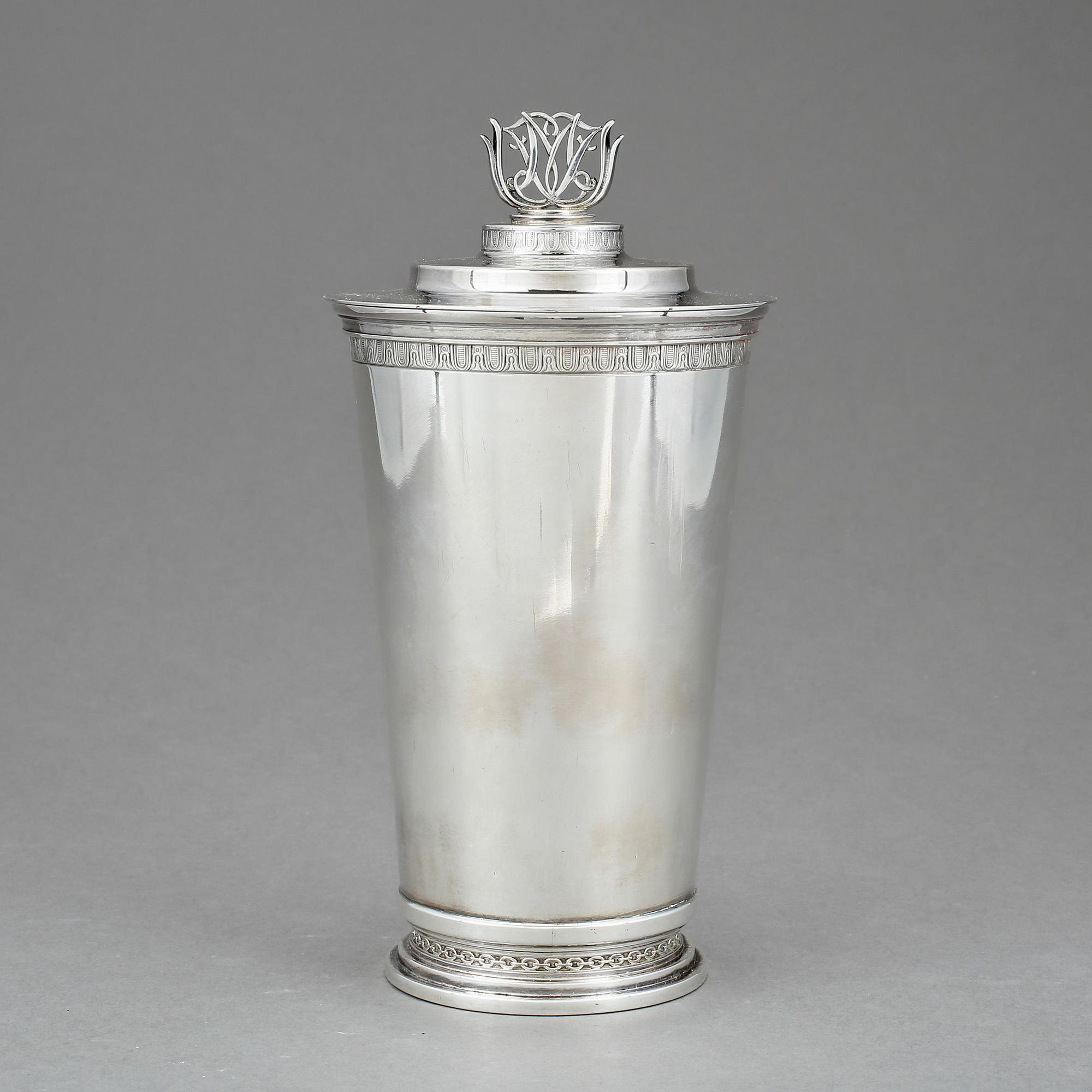 BÄGARE, sterlingsilver, Atelier Borgila, Stockholm 1938. Vikt ca 660 gram.