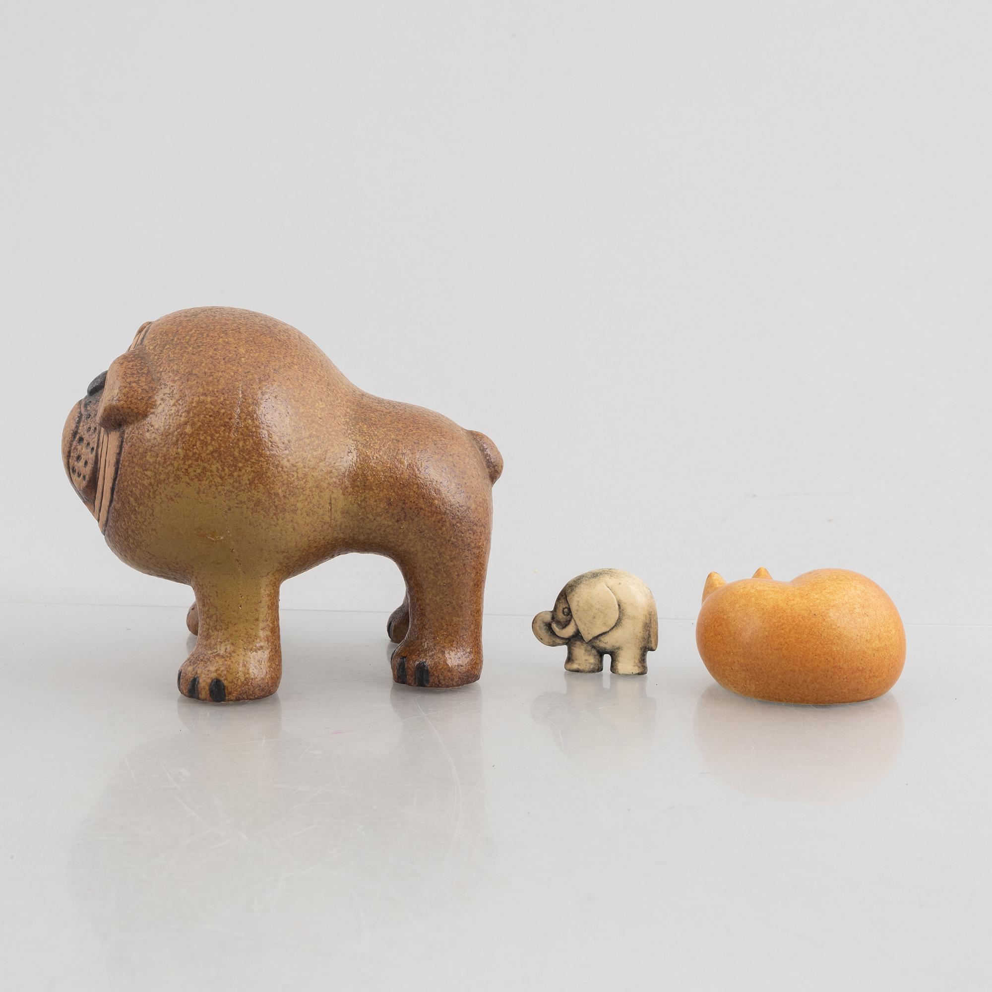 Lisa Larson, a set of three stoneware figurines, Gustavsberg and K-Studion.