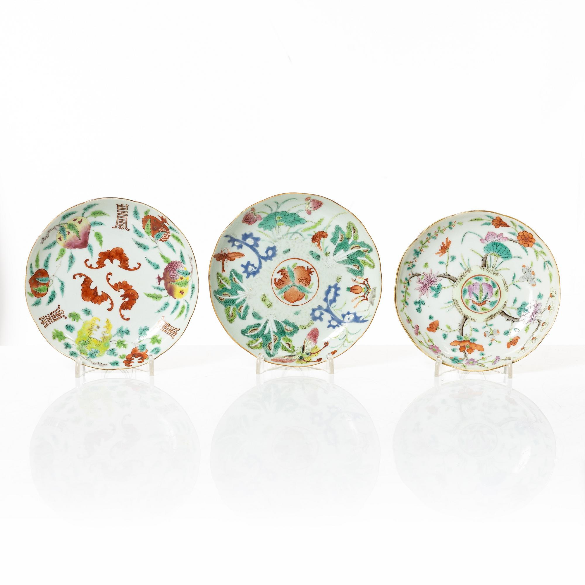 A set of nine Chinese porcelain pieces, 19th Century.