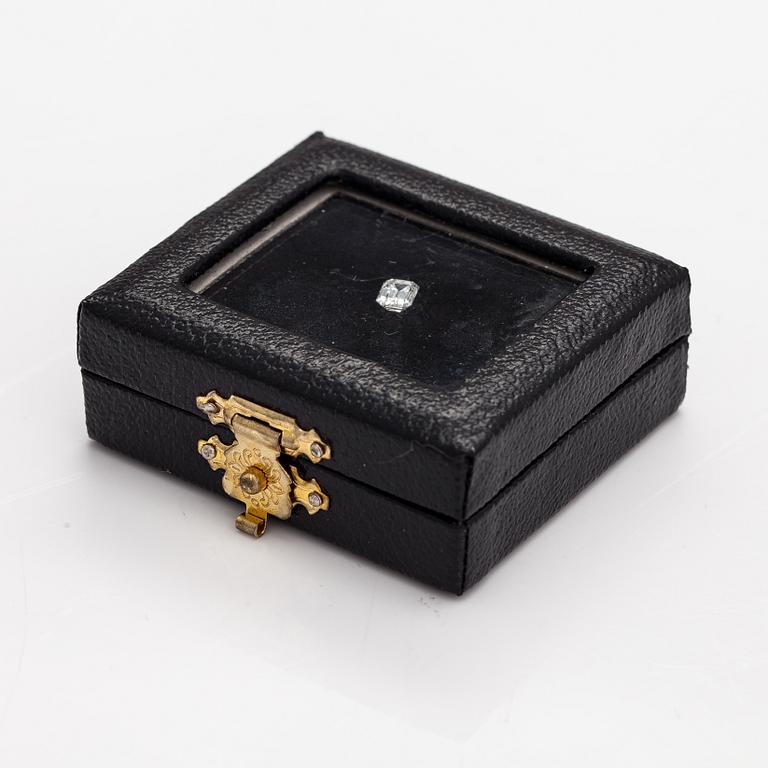 Lös smaragdslipad diamant, ca 0.64 ct.