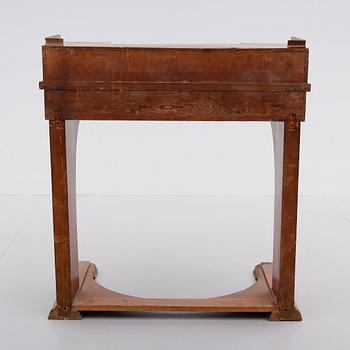 KONSOLBORD, Karl-Johan, 1800-talets första hälft.
