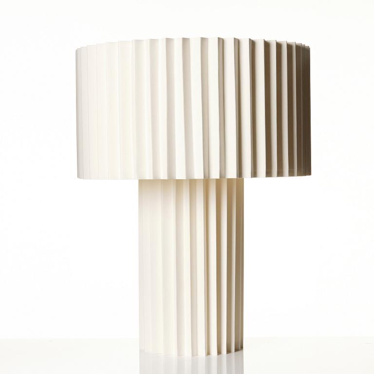 FOLKFORM, "L árt Plisse no 2", Form study in white, a table / floor lamp, Studio Folkform, 2022.