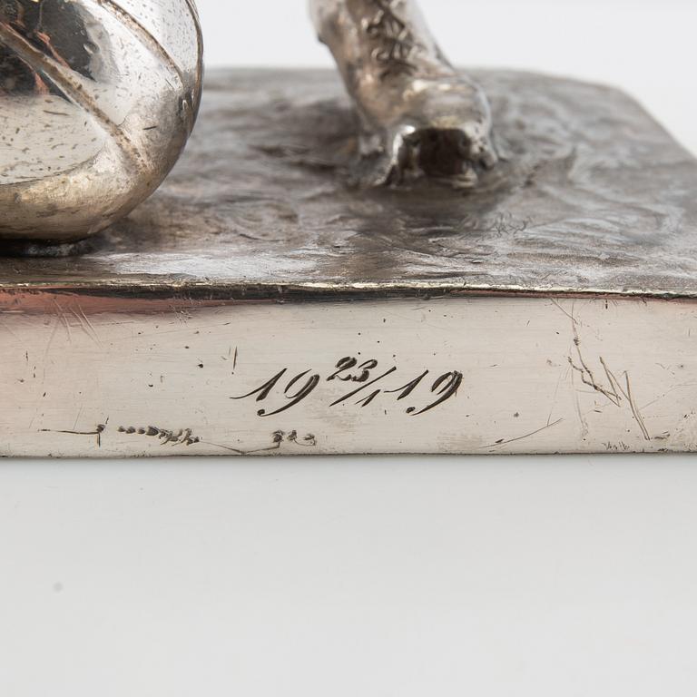 Wilhelm Zwick, efter Fotbolsspelare 1900-talets första hälft nysilver/vitmetall.
