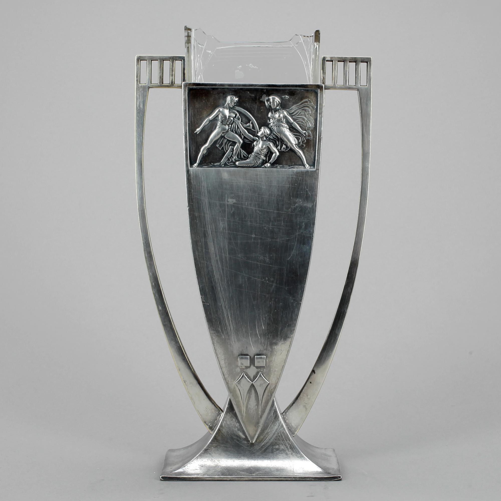 VAS, vitmetall samt glas, 1920-tal.