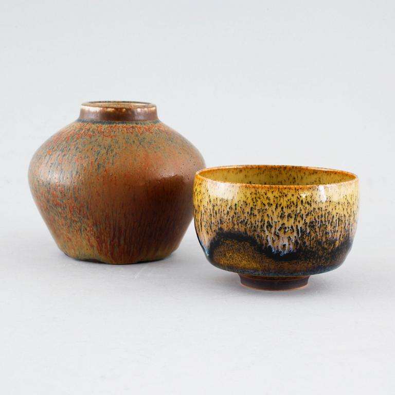 Unique stoneware cup and vase by CARL-HARRY STÅLHANE, Rörstrand, signed, third quarter of the 20th century.