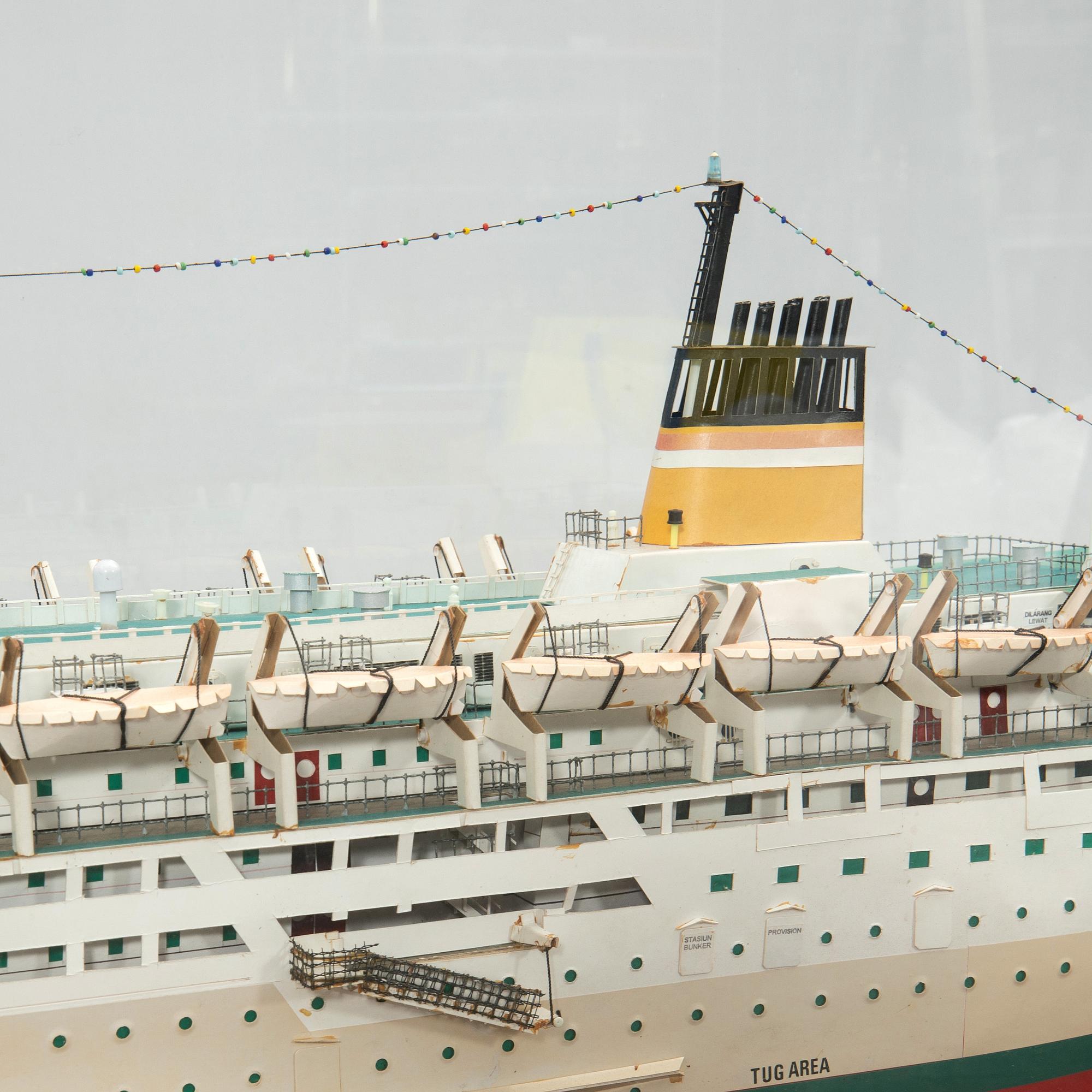 Model boat "MF Kambuna" 1984 Jos L Meyer.