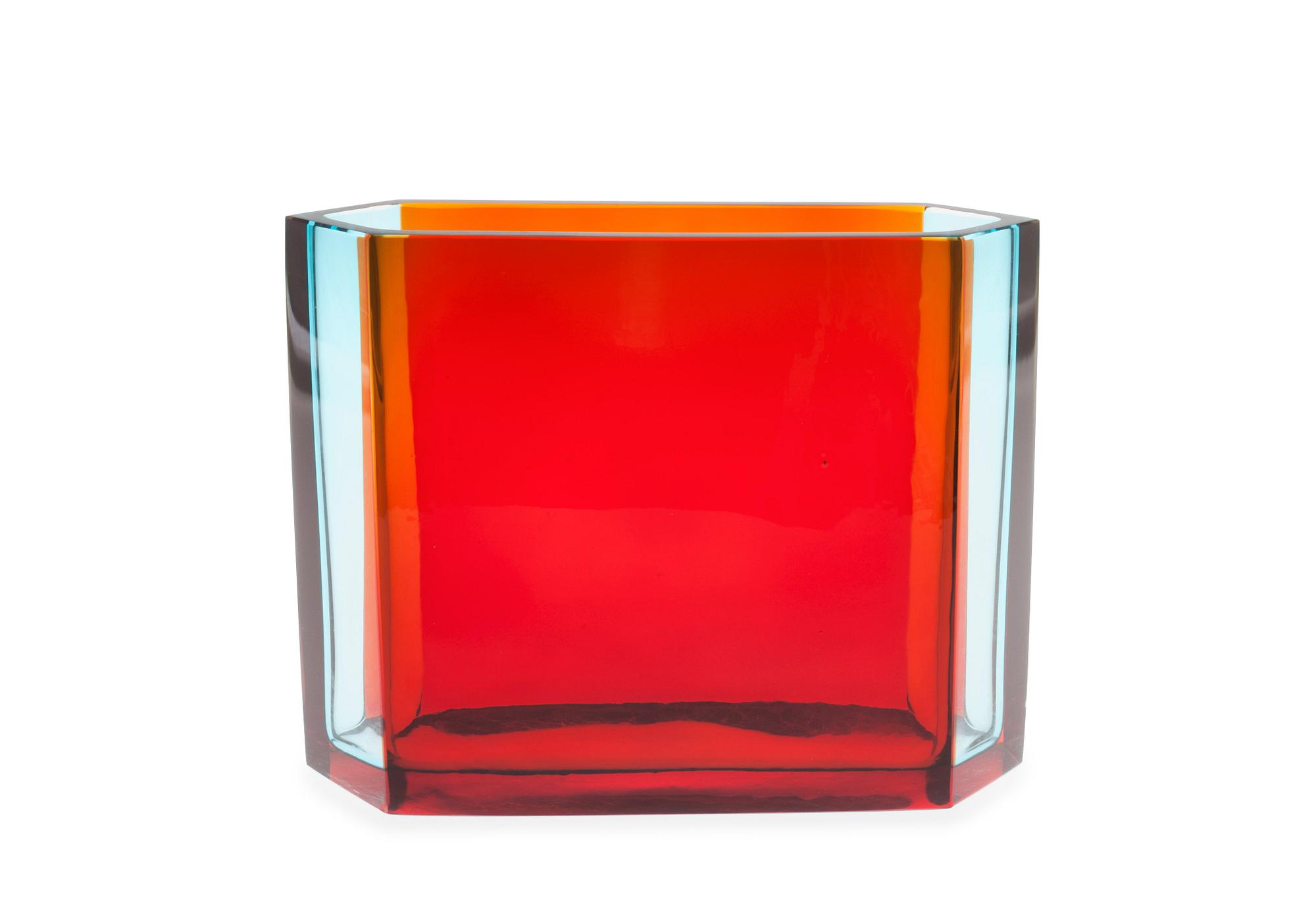 Tapio Wirkkala, A VASE, 3884.
