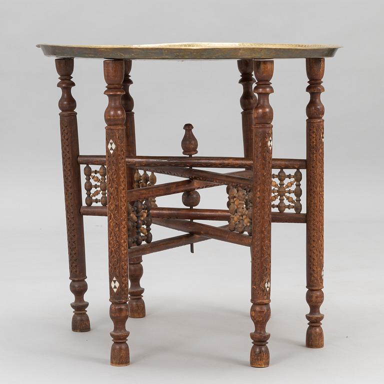 An oriental tray table from 20th century.