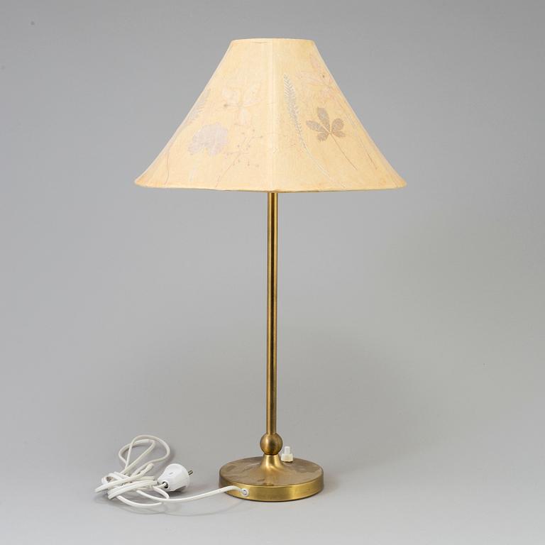 JOSEF FRANK, bordslampa, modell 2569, Svenskt Tenn.