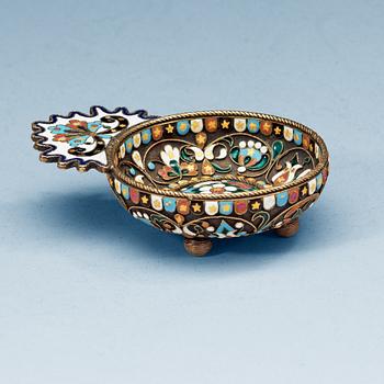 860. A Russian 19th century silver-gilt and enamel kovsh, marked Ovchinnikov in the enamel.